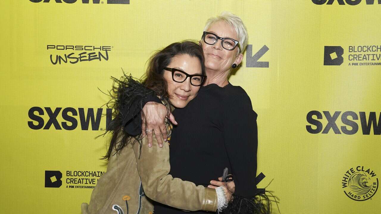 Michelle Yeoh and Jamie Lee Curtis in 2022.