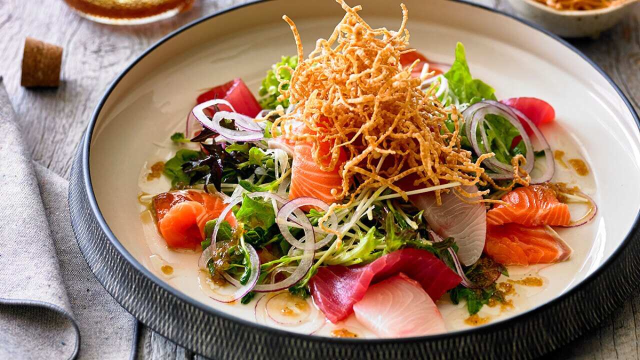 Sashimi salad