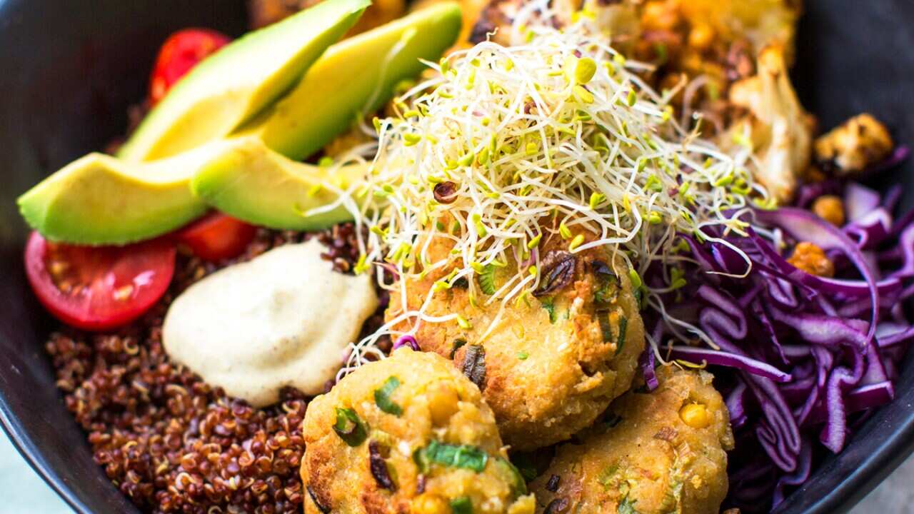 Mini falafel bowl