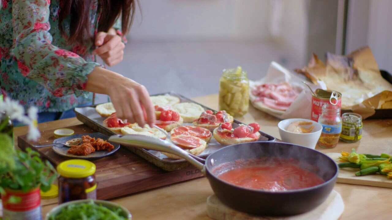 Silvia Colloca makes pizzette