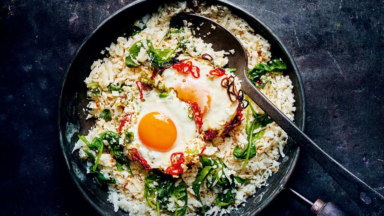 Cauliflower rice bowls with crispy chilli eggs