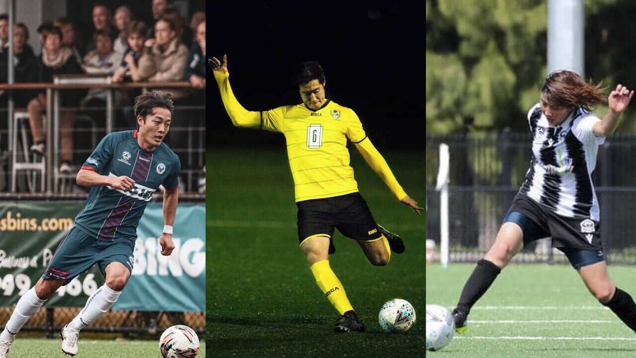3人サッカー.jpg