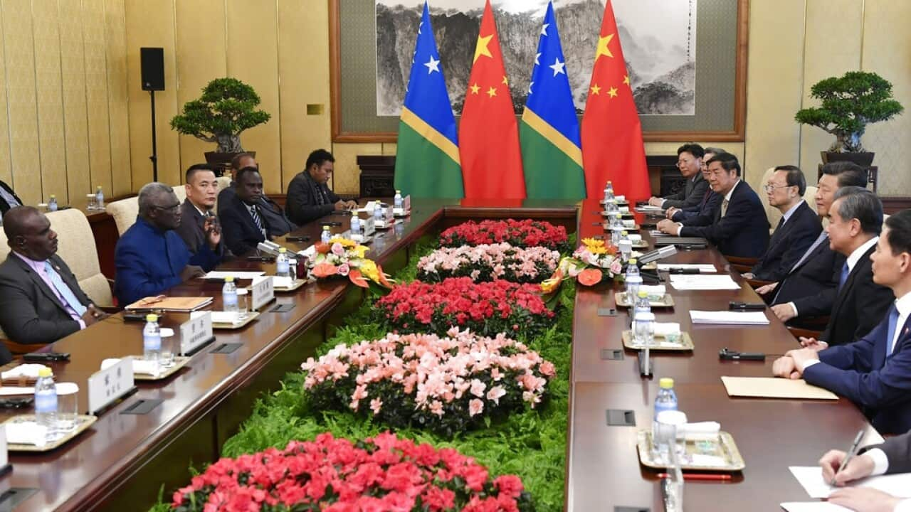 President Xi meets Manasseh Sogavare. 