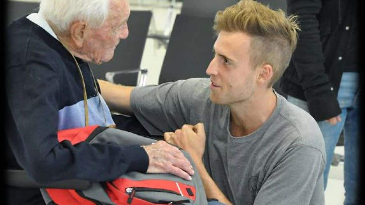 Australian scientist Professor David Goodall farewells his grandson at Perth Airport, Perth, Wednesday, May 2, 2018.