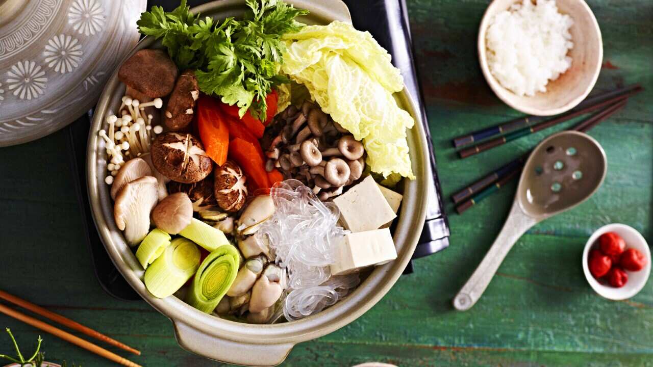 Oyster and mushroom hot pot (kaki nabe)