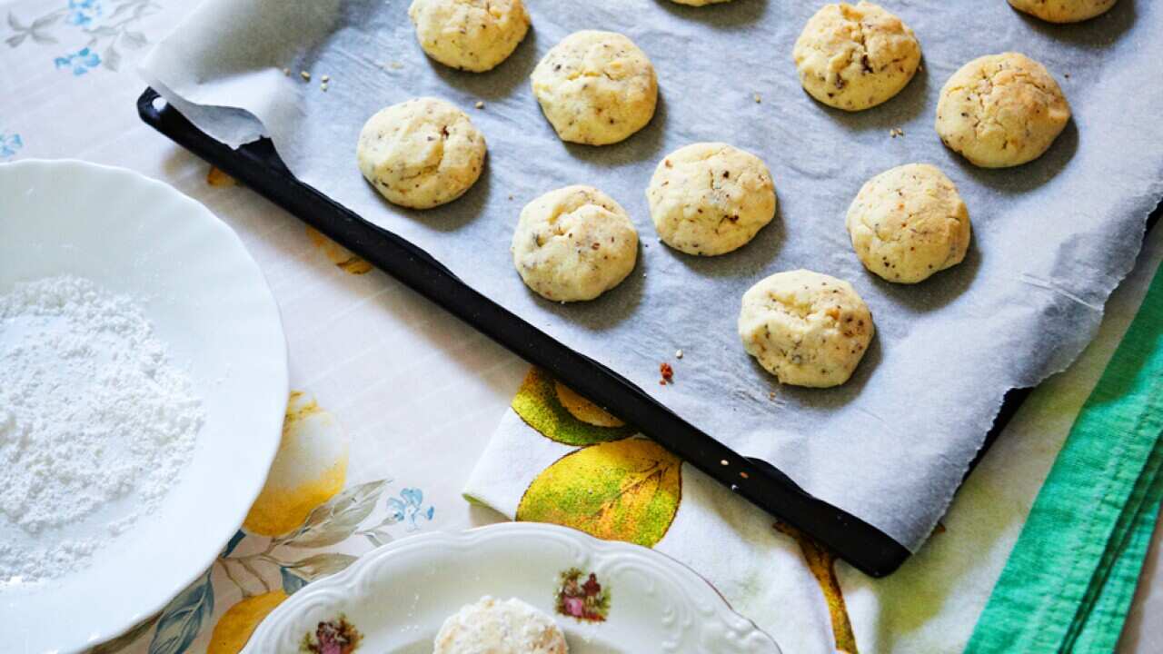 Walnut cookies