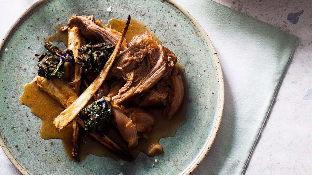 Rhubarb braised pork