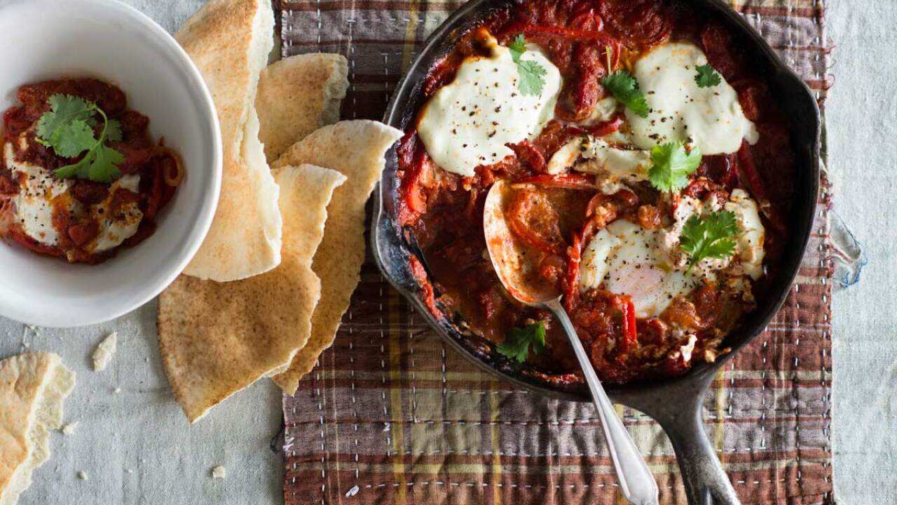 Tunisian baked eggs (shakshuka)