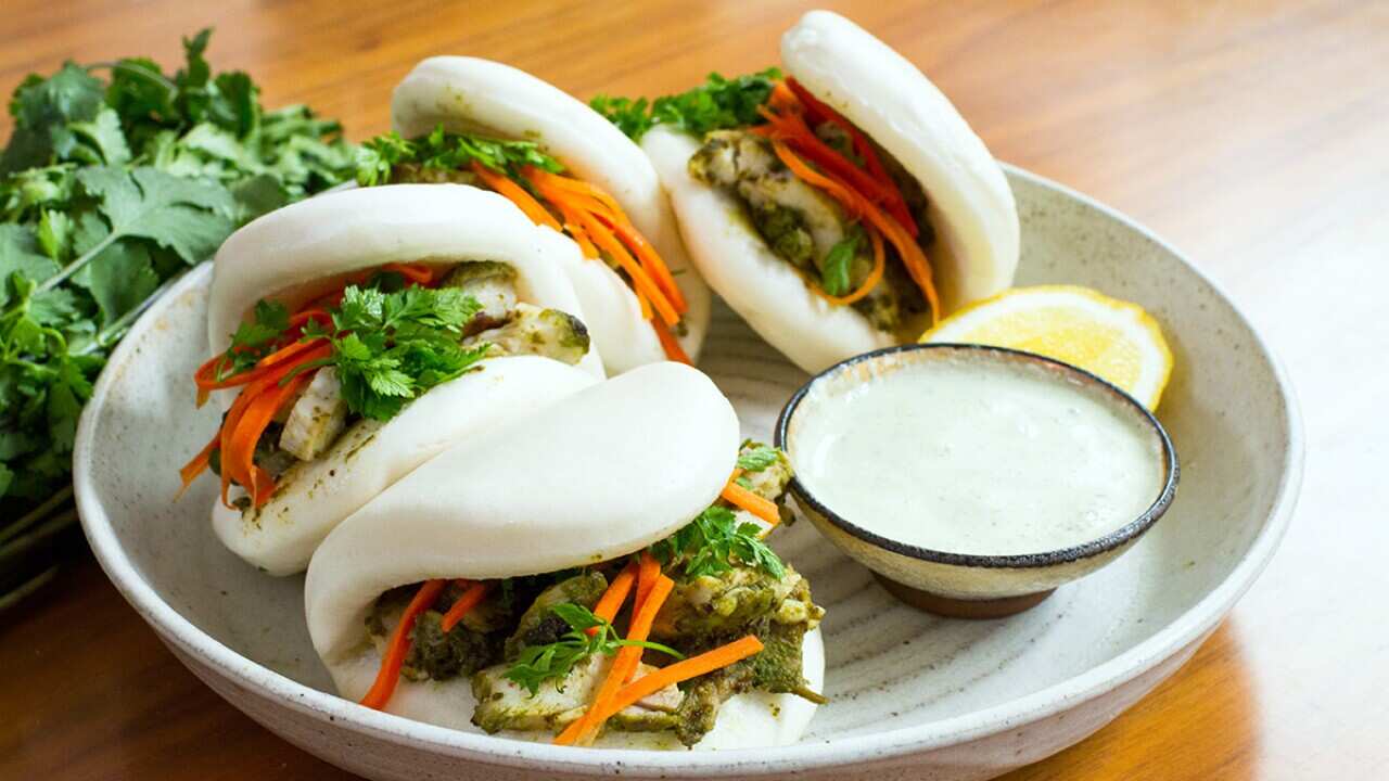 Chicken cafreal bao