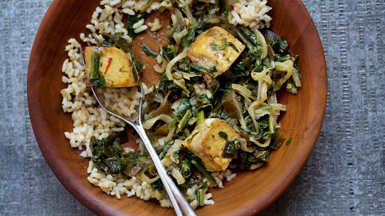 Saag tofu with kombu