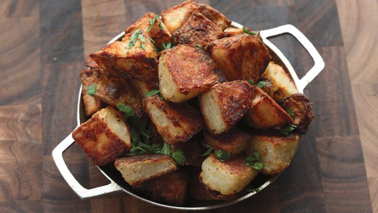 Super-crisp roasted potatoes