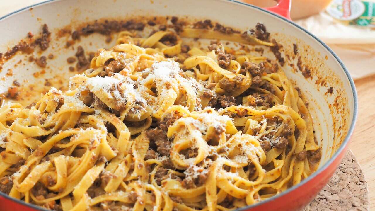 Ragú Bolognese with tagliatelle