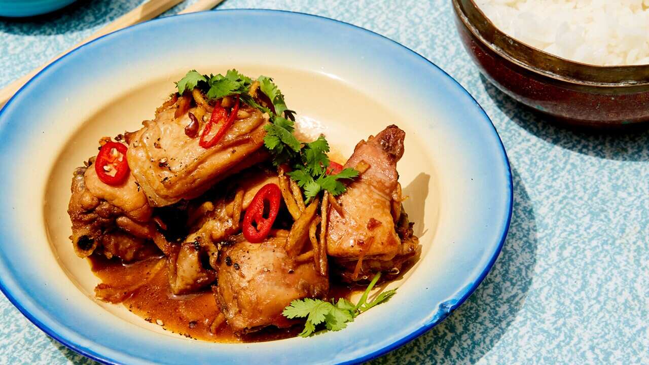 Braised chicken in ginger