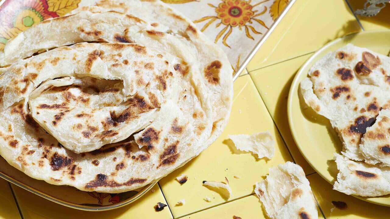 Roti canai (Malaysian-style paratha roti)