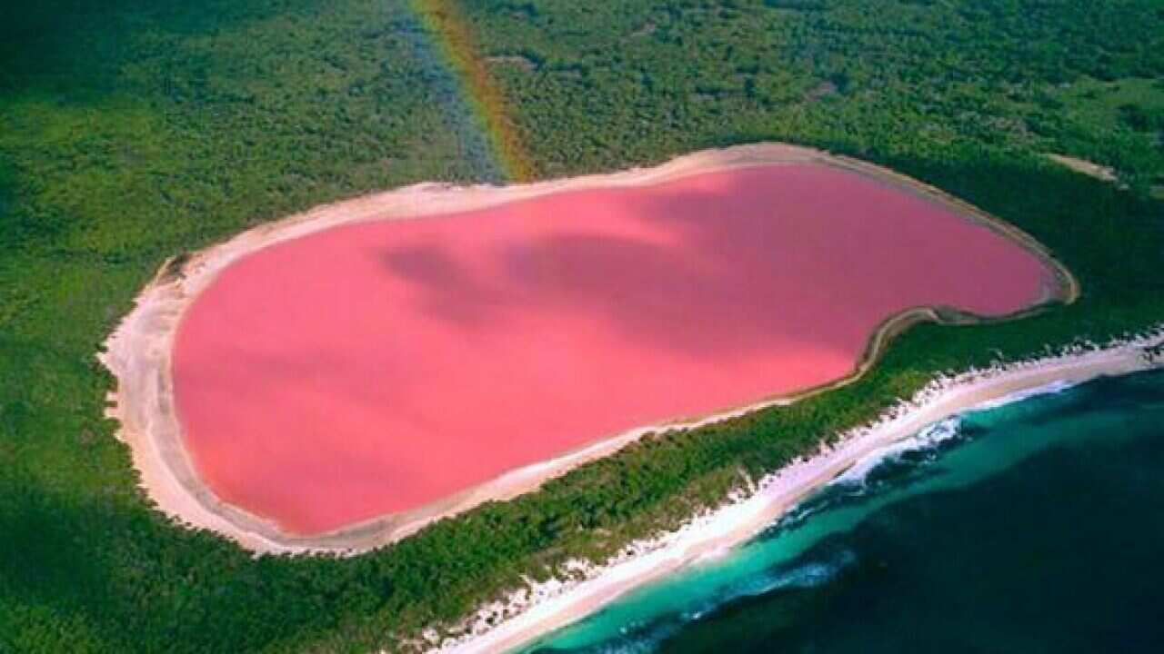 Lake Hillier