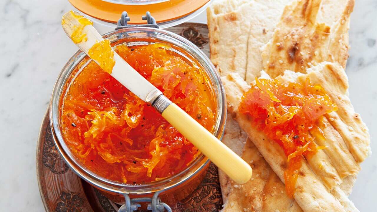 Carrot jam (murrabā-ye havij)