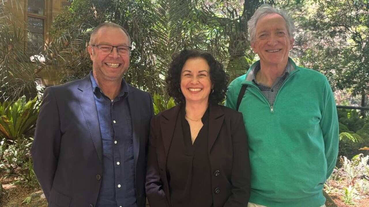 L-R: Ngura Ninti project leads University of Melbourne Deputy Vice-Chancellor (Indigenous) Professor Barry Judd, La Trobe University Associate Professor Katherine Ellinghaus and La Trobe Emeritus Professor Richard Broome (Supplied)