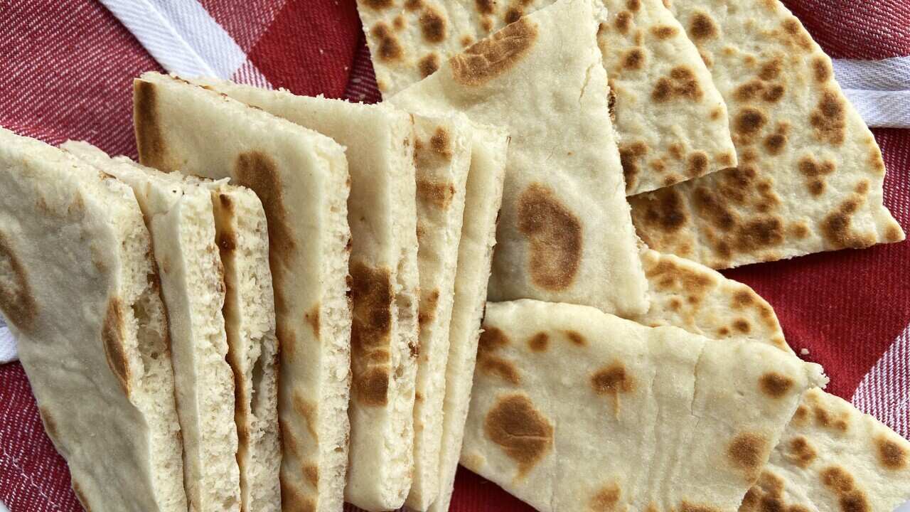 Yoghurt flatbread