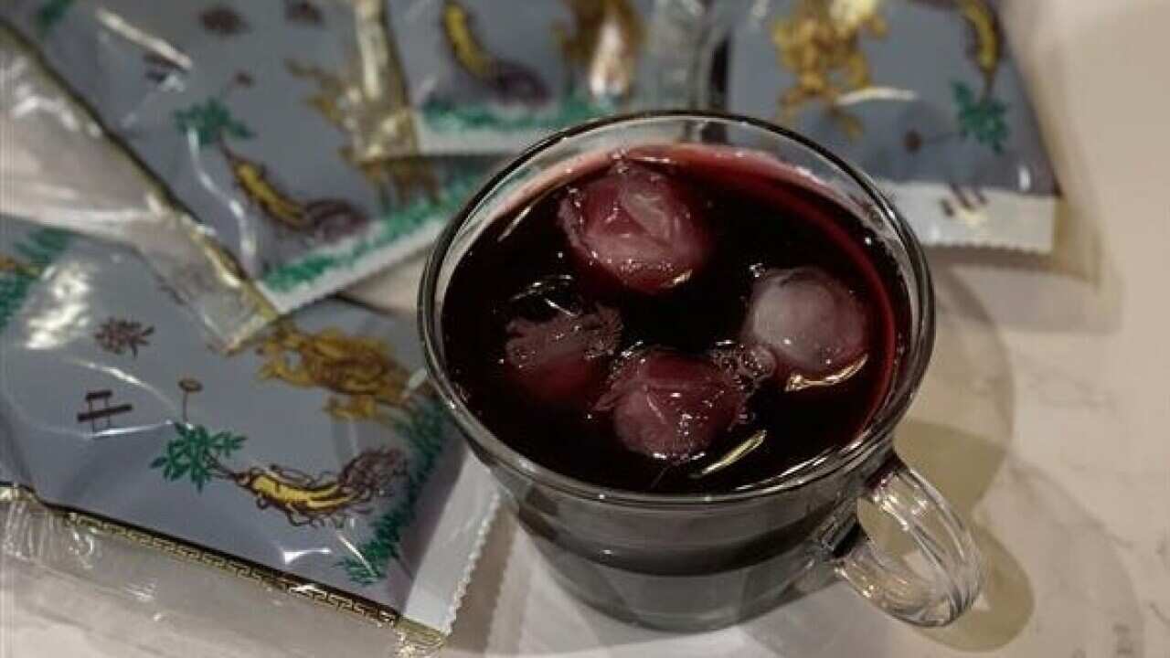 plum drink