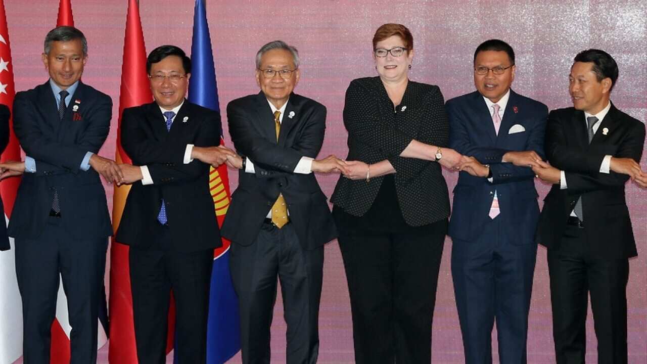 Image of Marise Paynes with other ASEAN ministers in Bangkok