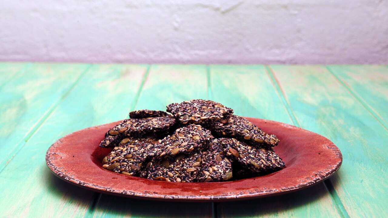 Seed crackers