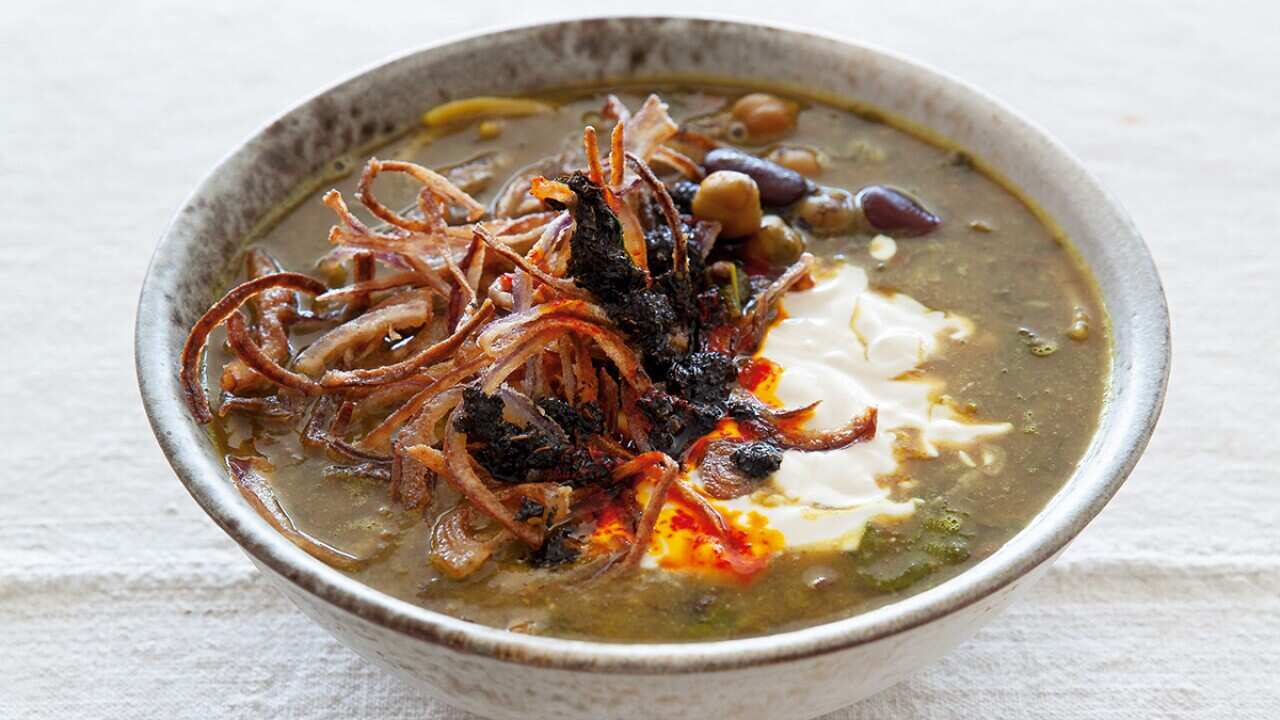 New Year ‘good luck’ soup (aash-e reshteh)