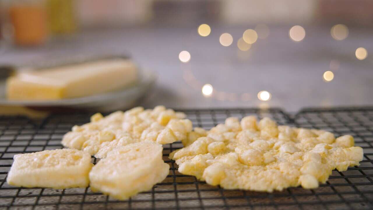 Parmesan rind crisps