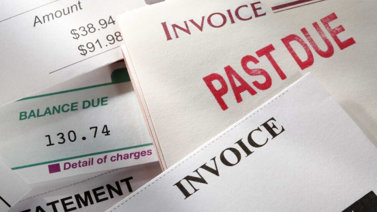 Past due notice stamped on an invoice