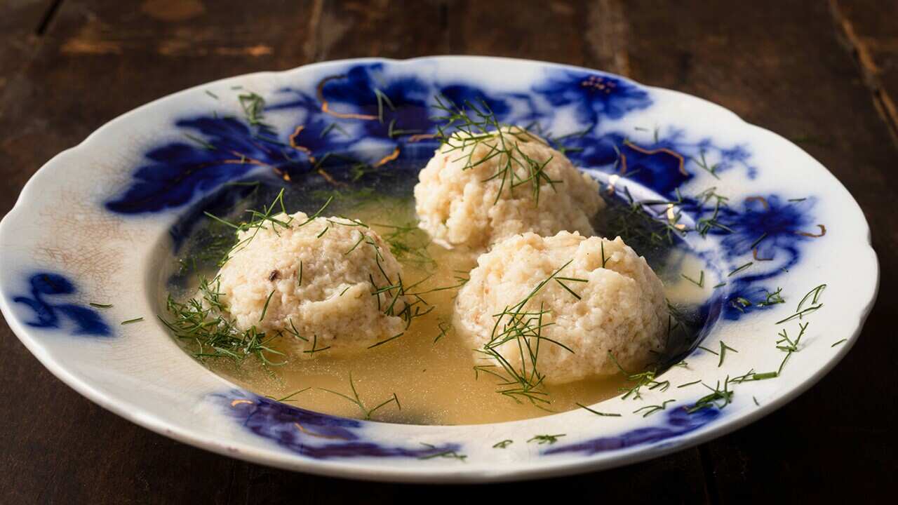 Isabel's matzo ball soup