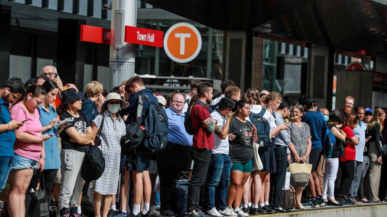 Shutdown Causes Chaos On Sydney Rail Network