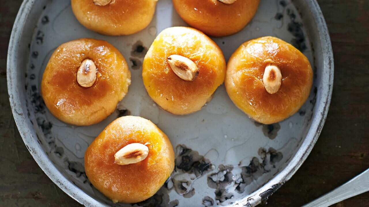 Semolina domes