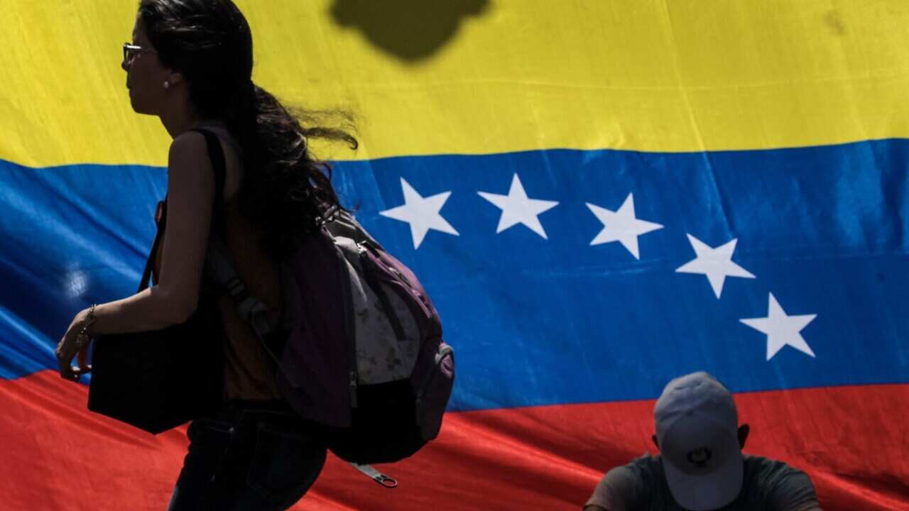 Opposition block streets during a demonstration in Caracas, Venezuela, on 08 August 2017. 