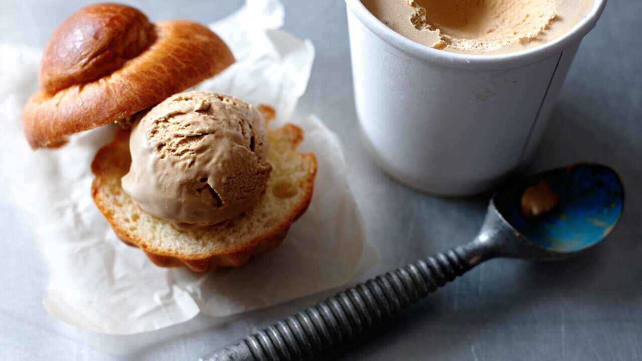 One-step no-churn coffee ice-cream