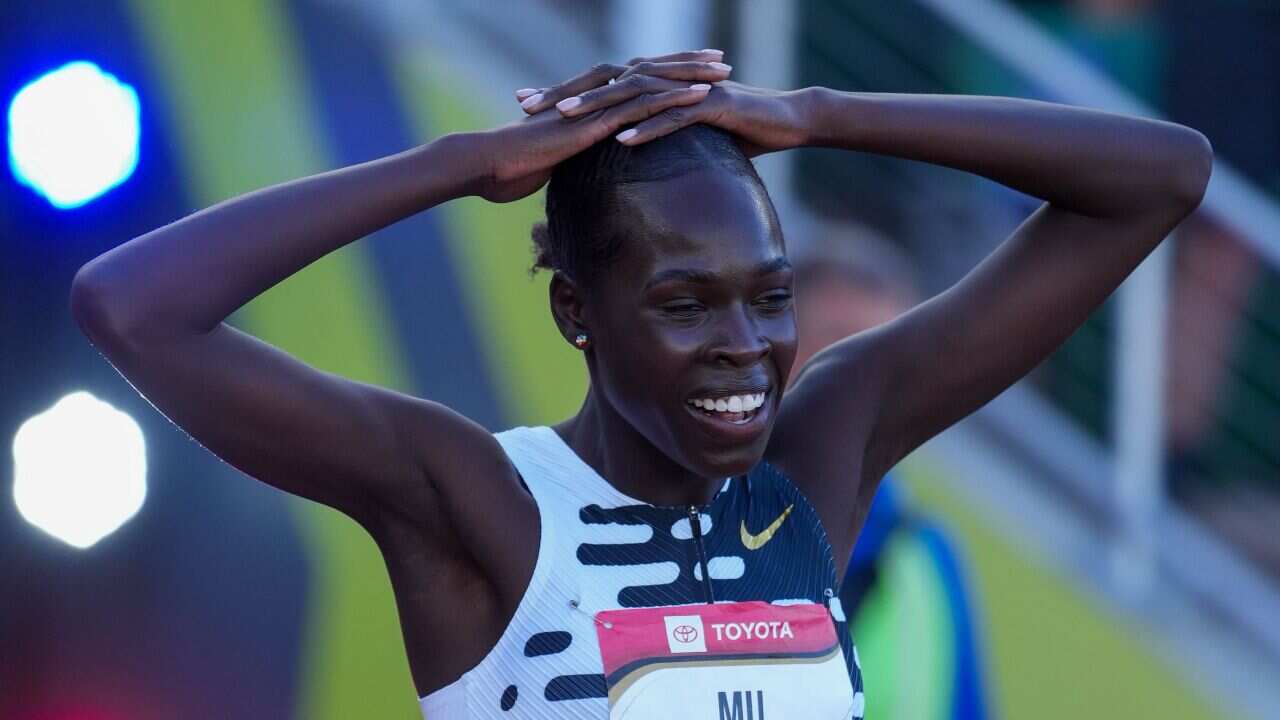 Athing-Mu-celebrates-her-finish-in-the-ga.jpg