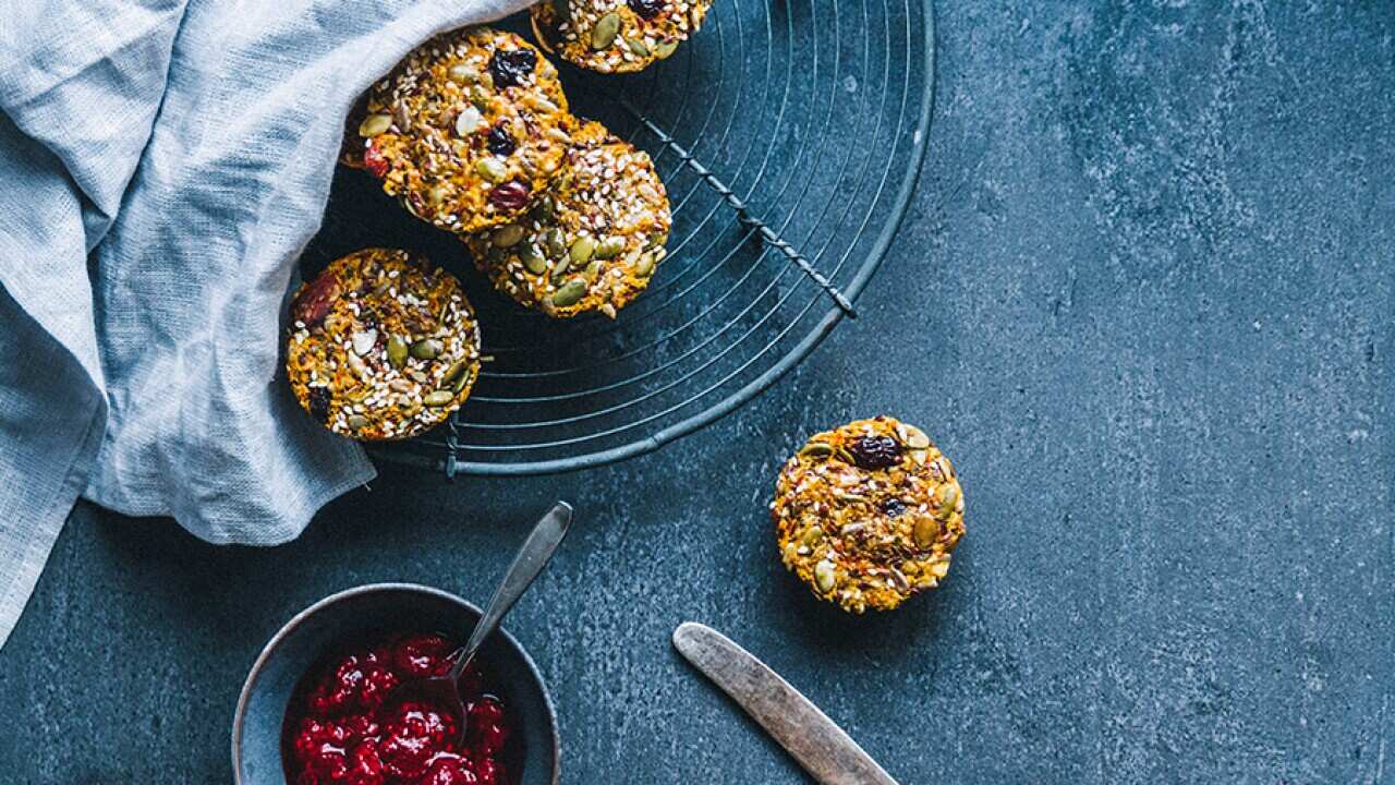 Saffron and cranberry muffins 