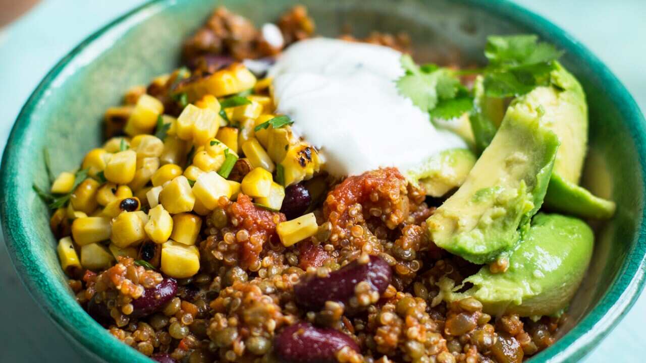 Chilli with charred corn salsa