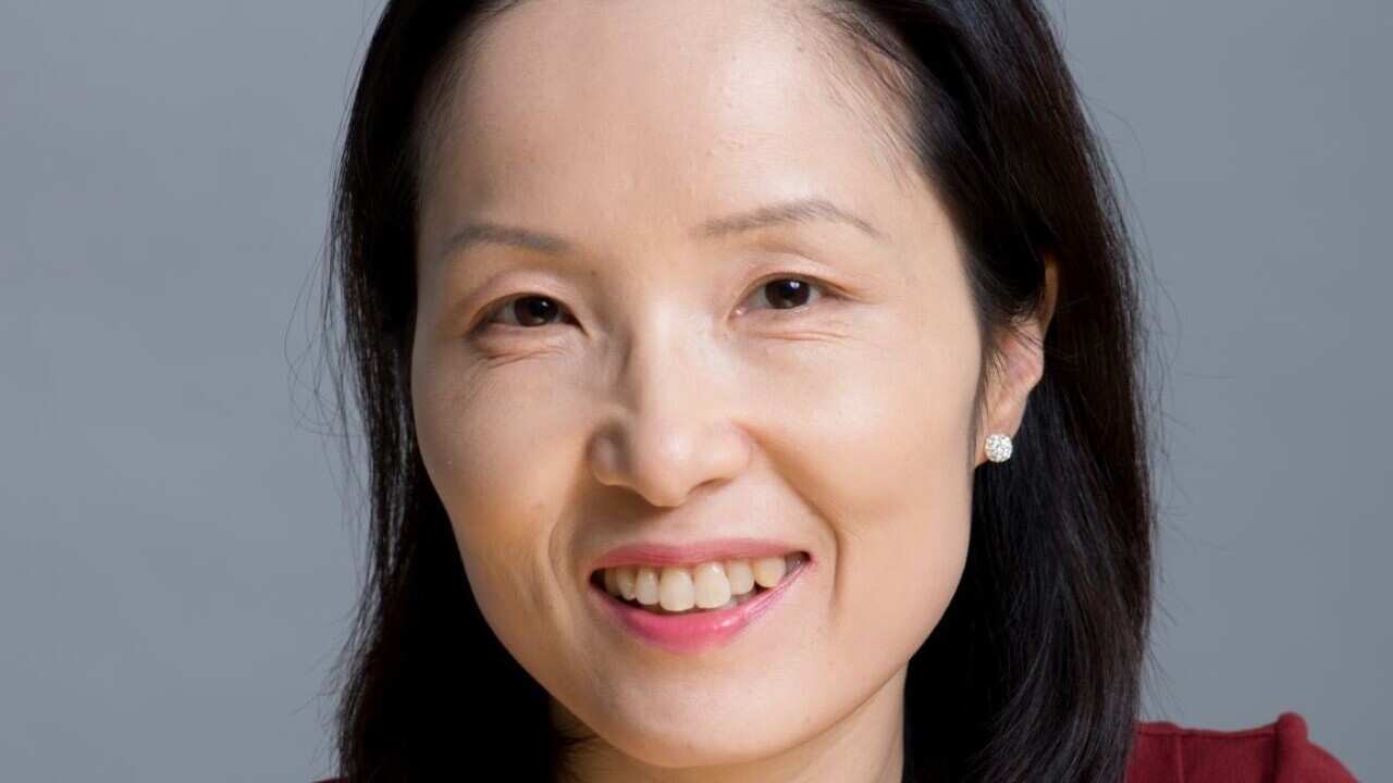 Dr Jin Hyun Cho,  “Why do Australians watch Squid Game dubbed?” 