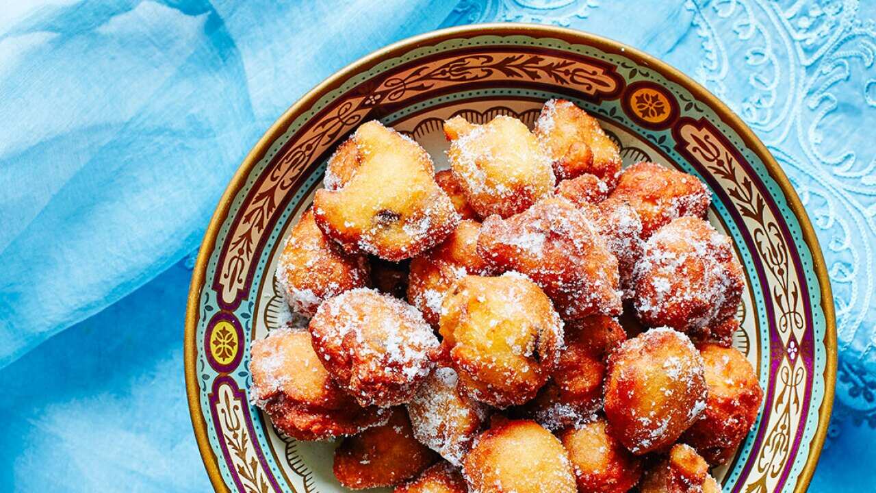 Apple fritters (frittelle di mele)