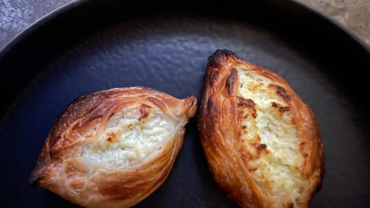 Maltese pastizzi 