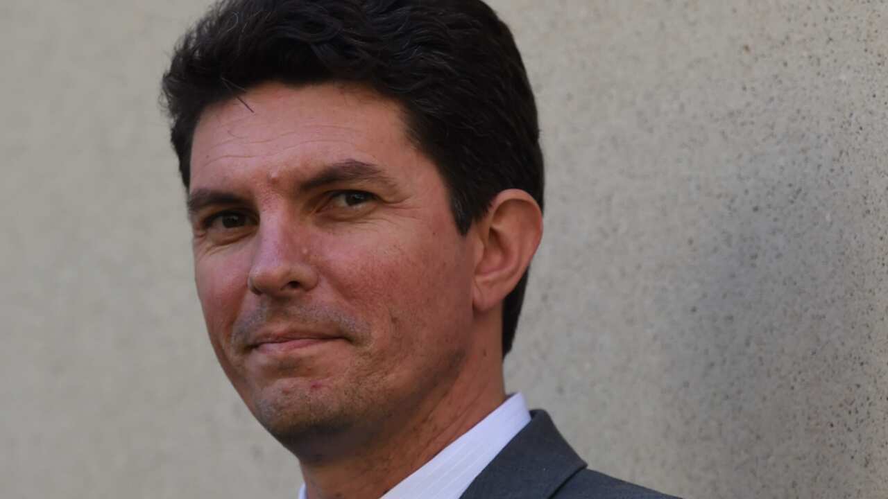 Australian Greens Defence spokesperson Scott Ludlam speaks to the media during a press conference at Parliament House in Canberra, Tuesday, Sept. 23, 2014.