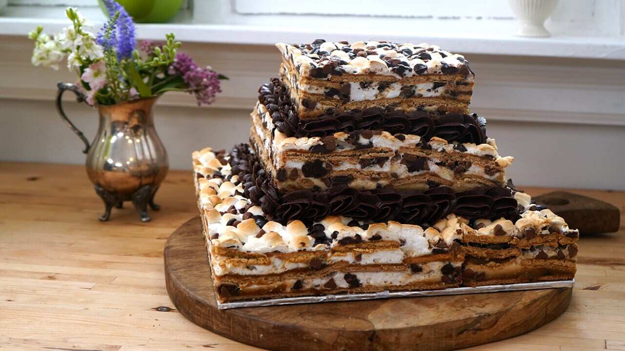 S'mores wedding cake