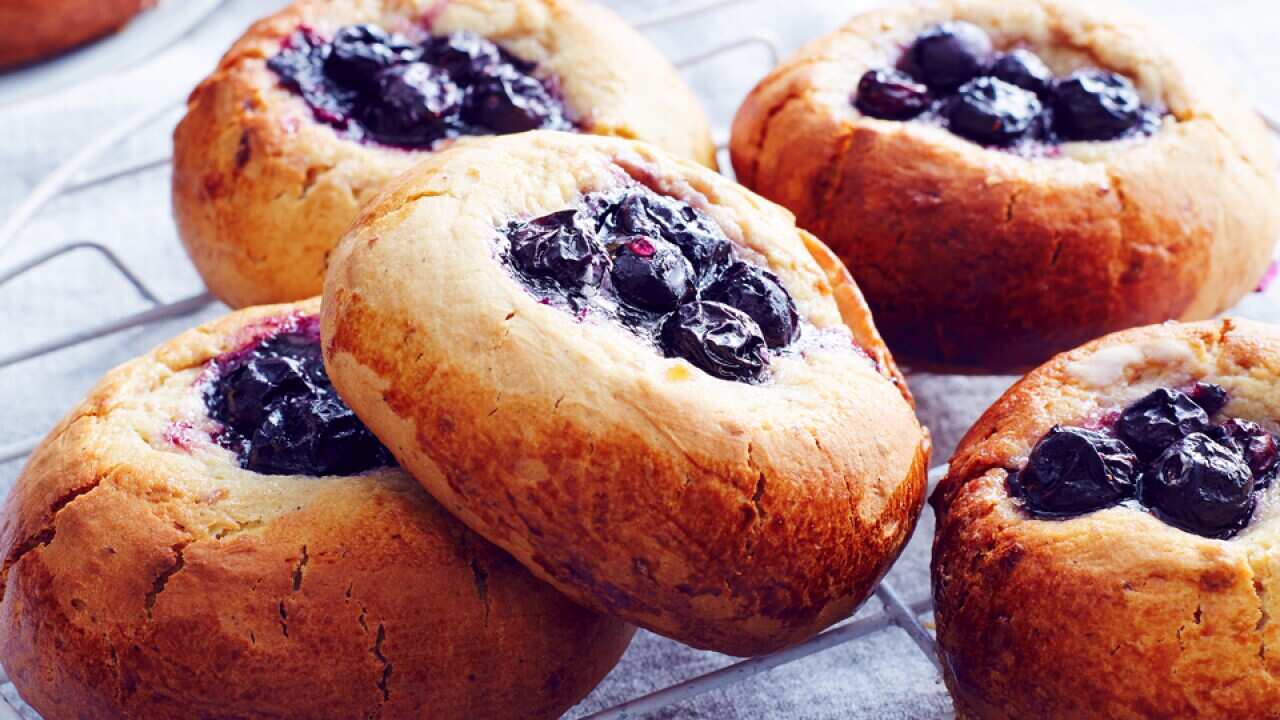 Blueberry buns (mustikkapiiraat)