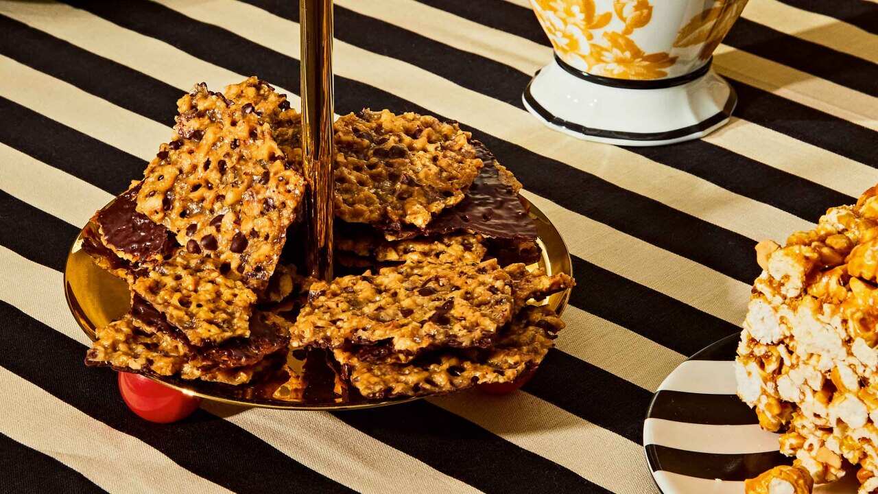 Free-form hazelnut florentines