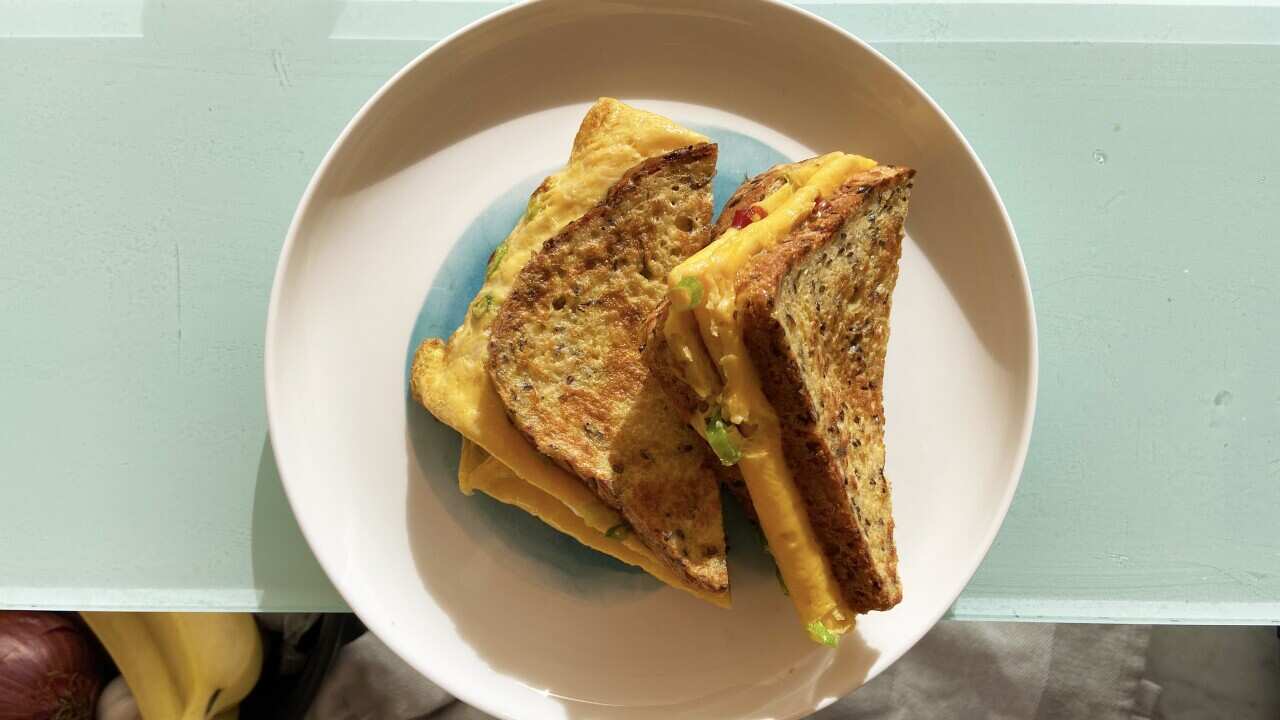 Omelette bread