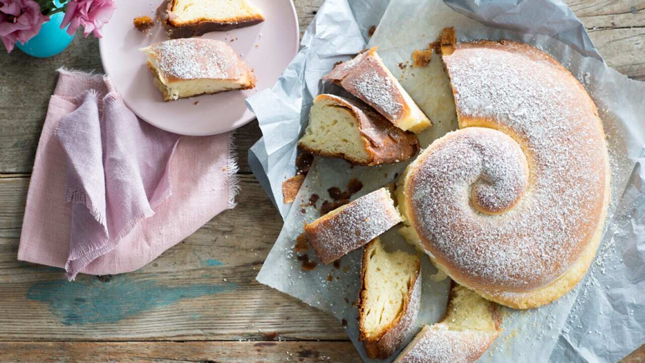 Ensaïmada (Spanish sweet bread)