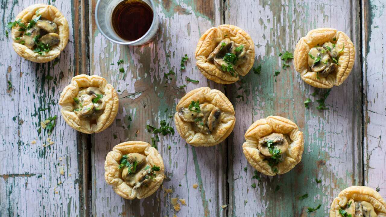 Mushroom sherry tarts