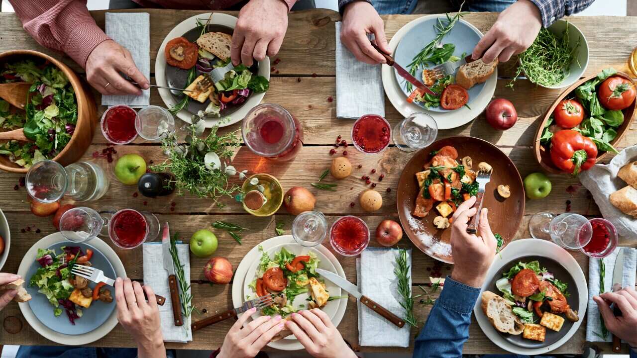 People having dinner