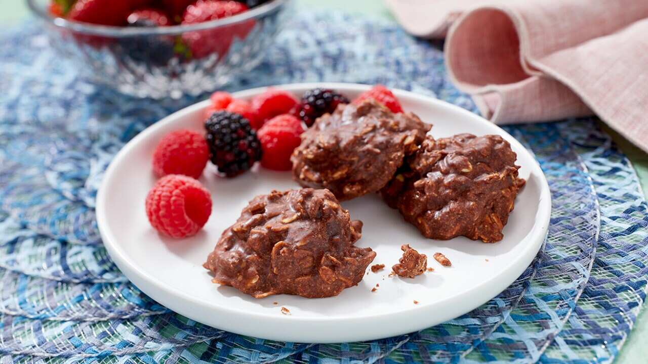 No-bake chocolate peanut butter cookies