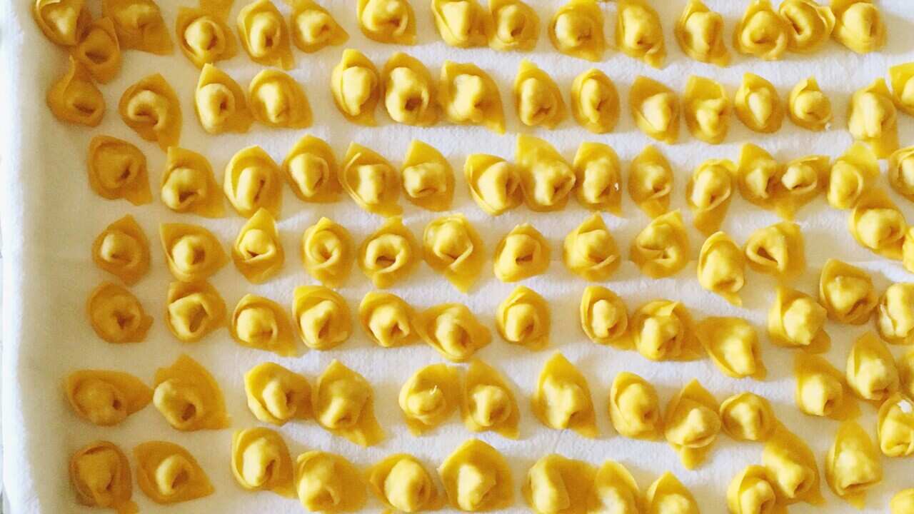 Tortellini on tray