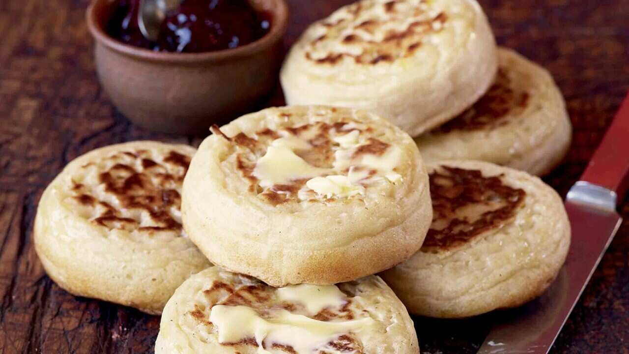 Paul Hollywood's crumpets